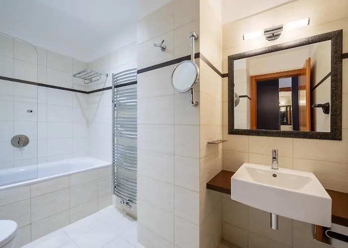 Design Merrion 아파트호텔 4*