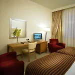 Apartahotel Design Merrion 4*