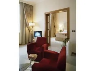 Design Merrion 4* براغ